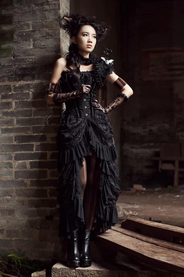 Bellatrix Gothic Skirt - Image 3