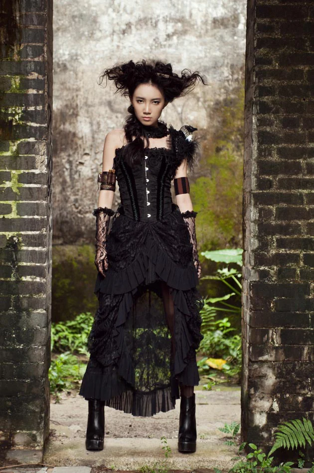 Bellatrix Gothic Skirt - Image 4