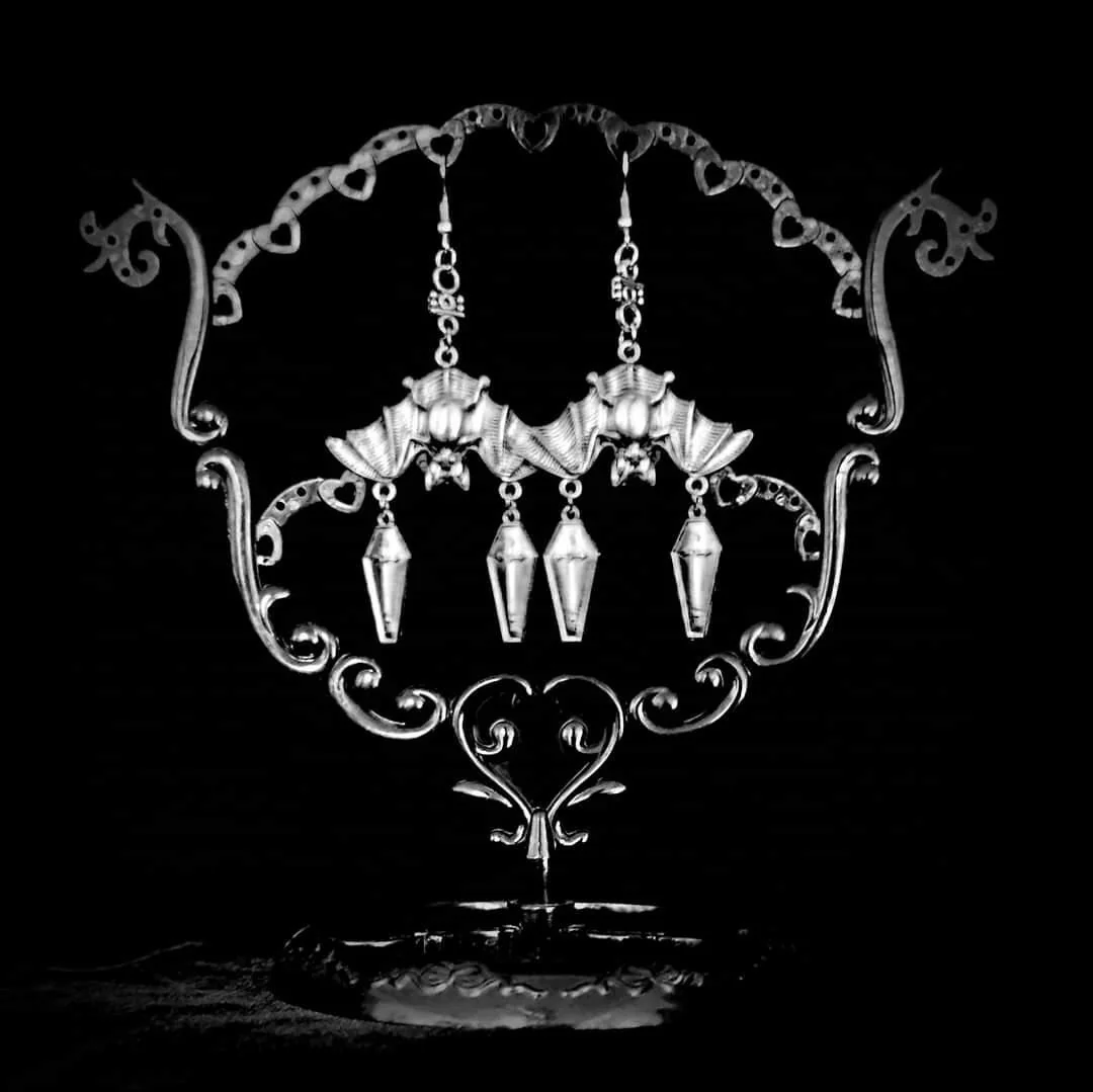 Crypt Keeper’s Embrace Jewellery Set - Image 4