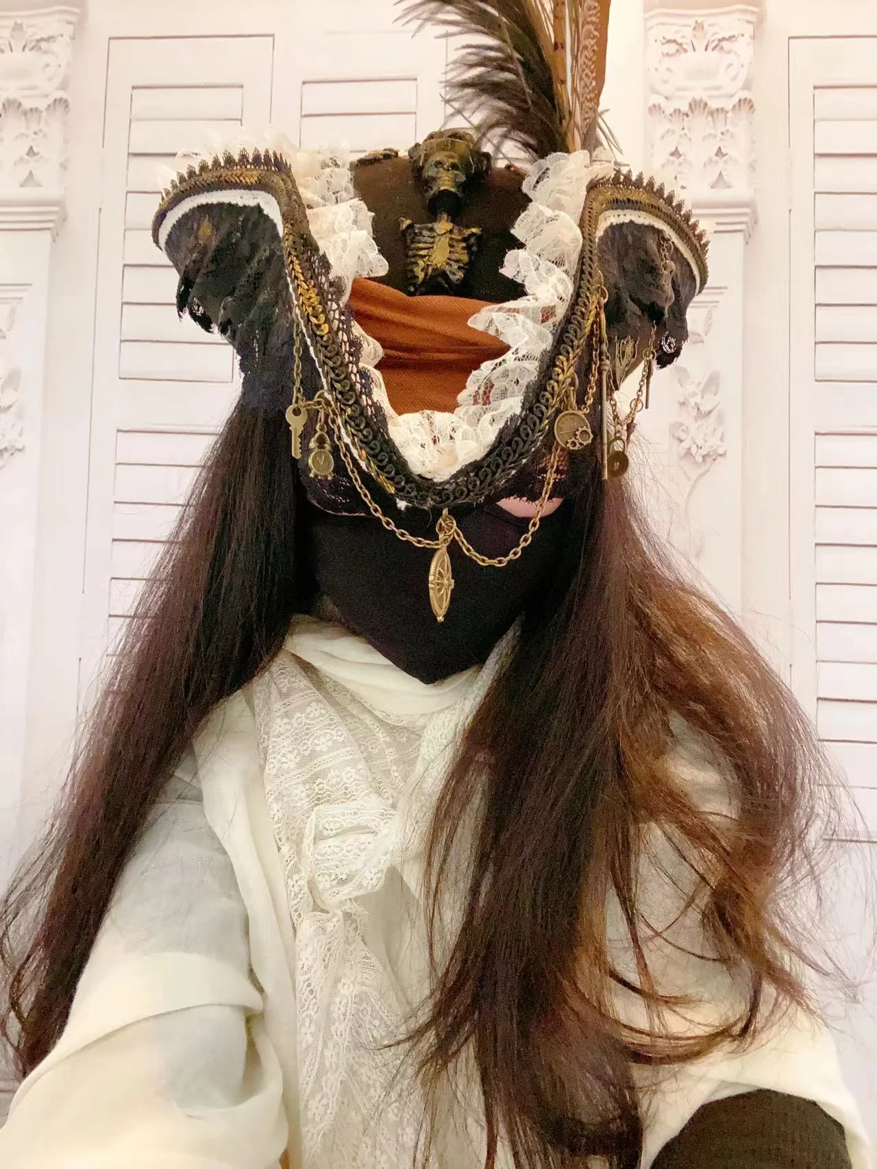 Dead Man's Chest Pirate Hat - Image 3
