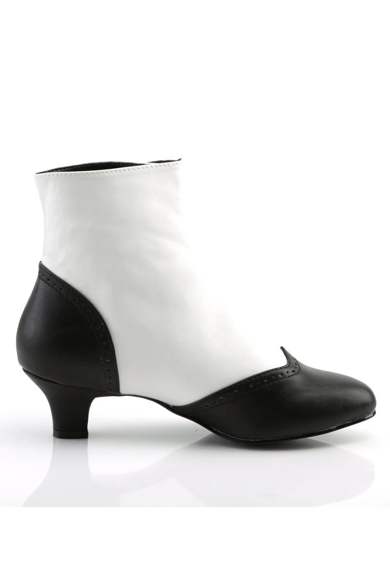 Duchess of Hollowcrest Boots - Image 4
