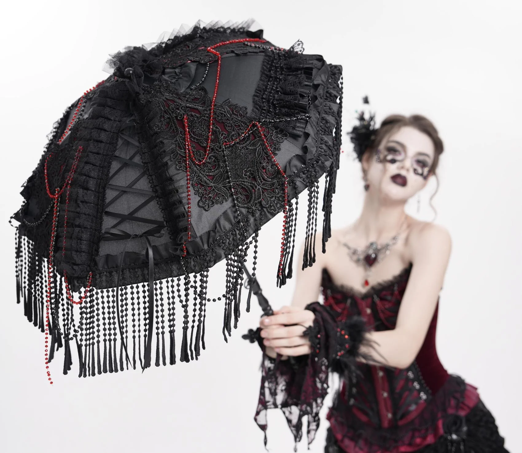 Duchess Ravenscroft’s Garden Shade with Red Bead Details - Image 4