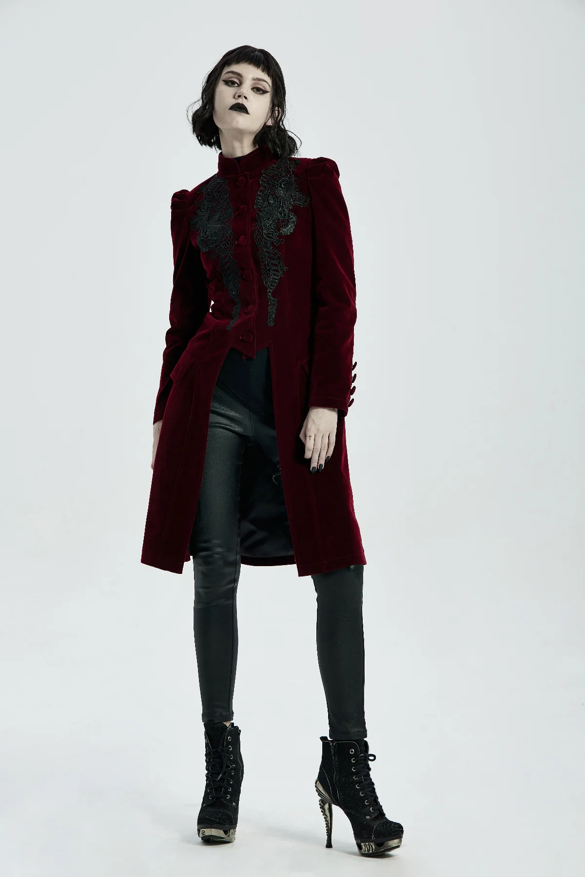 House Draconis Coat in Red