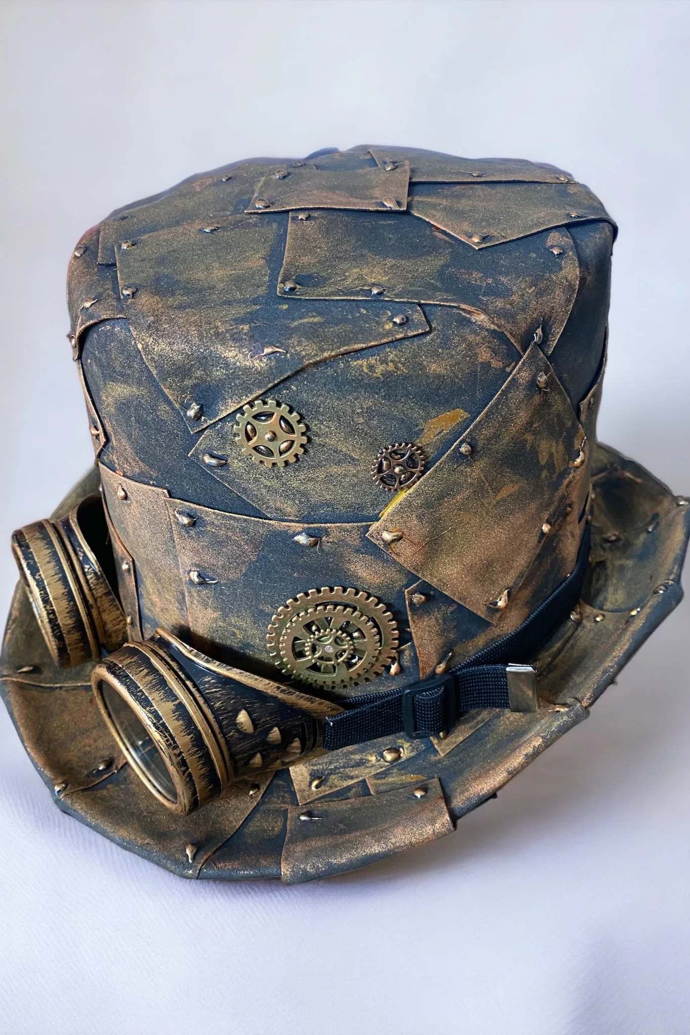 Iron Forge Steampunk Top Hat - Image 4