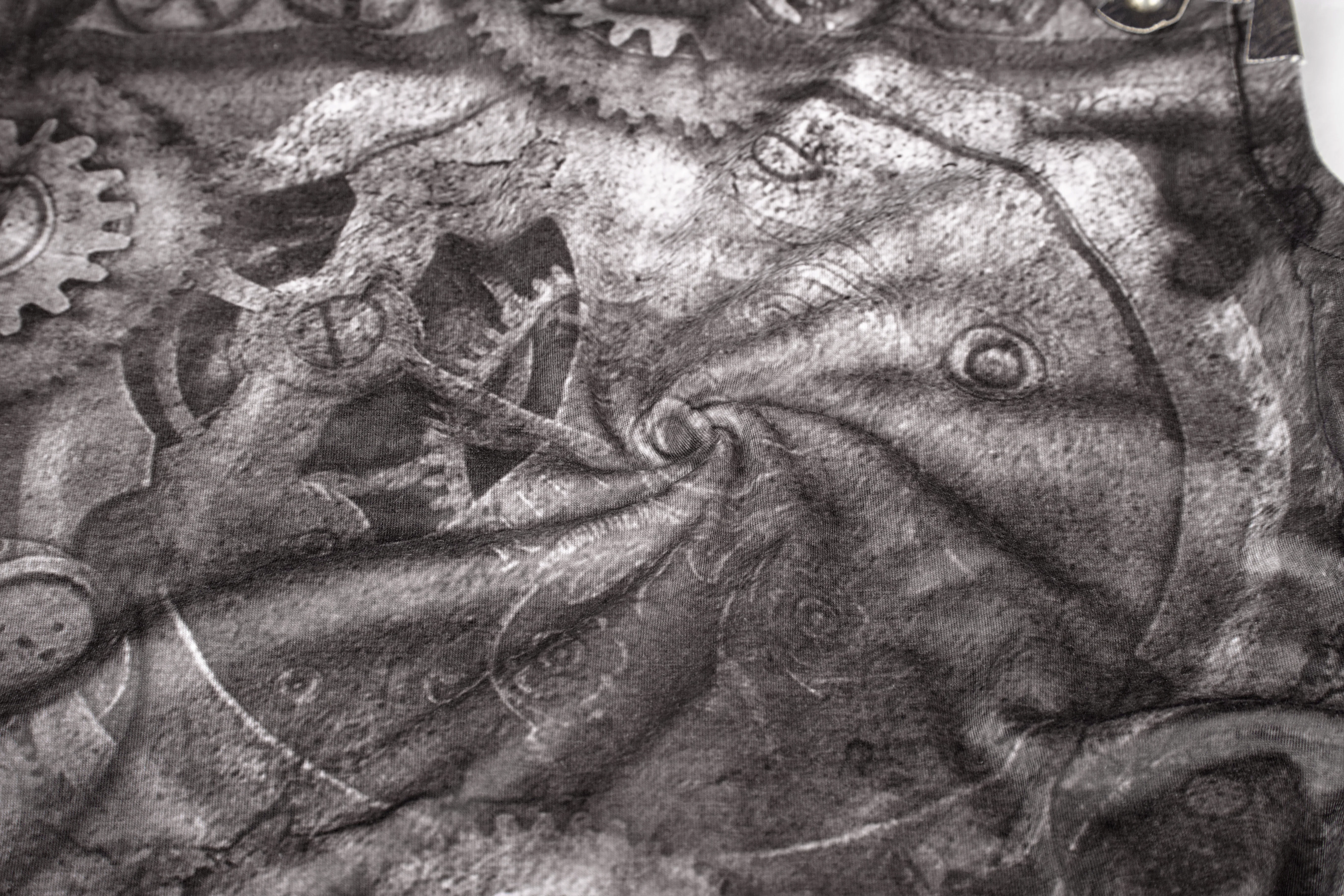 Jules Verne T-Shirt - Image 8