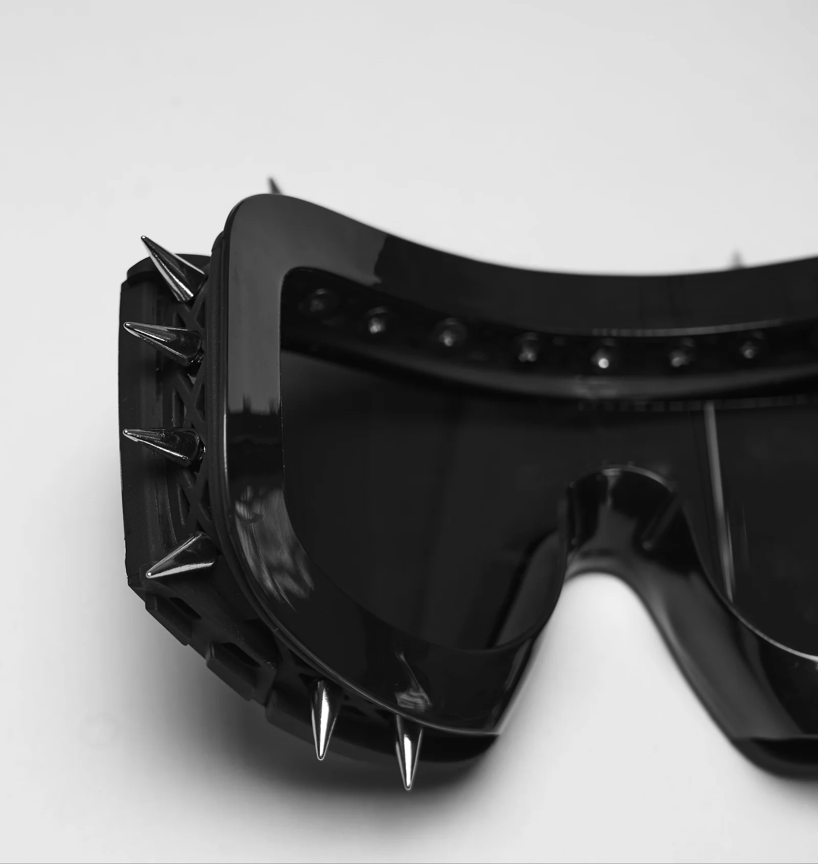 Night Mode Goggles - Image 6