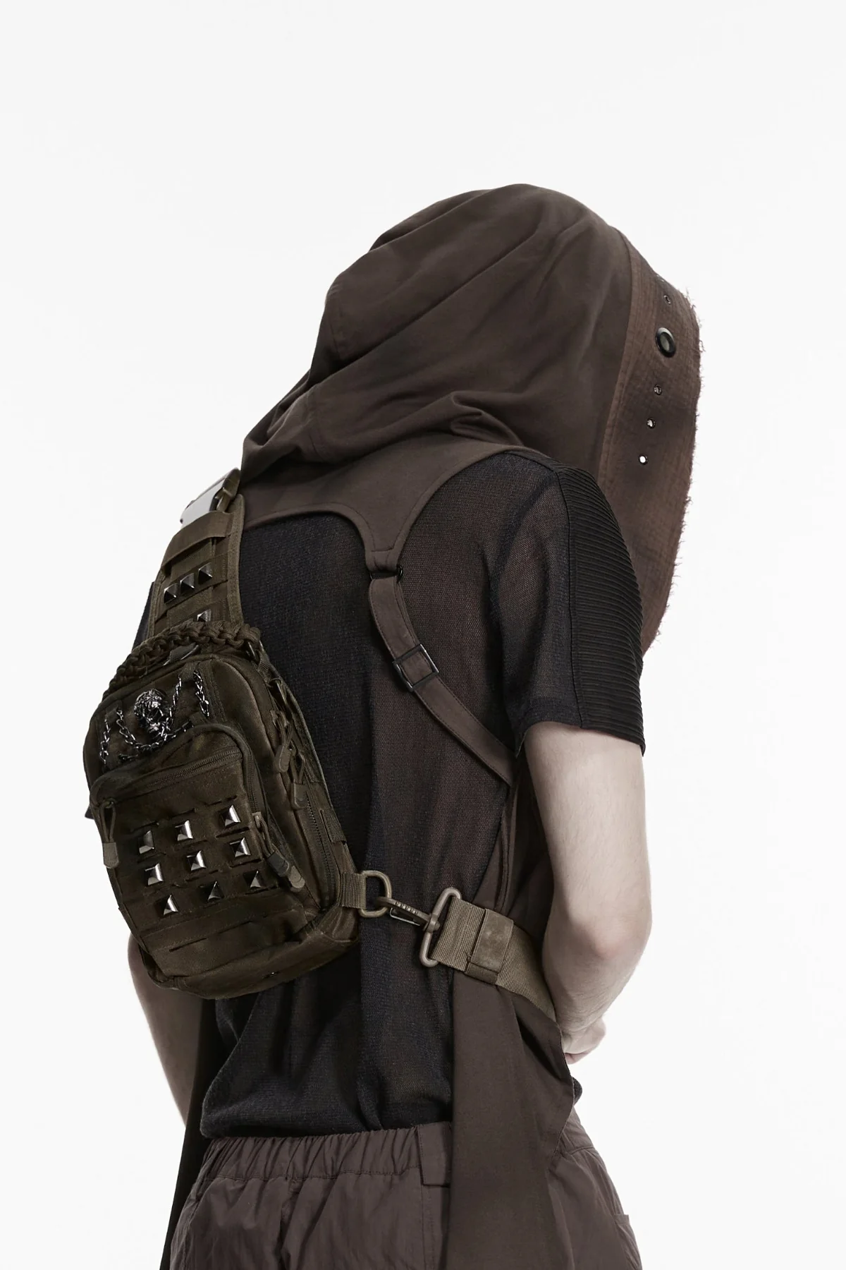 Outlander - Post-Apocalyptic Crossbody Bag in Brown - Image 5