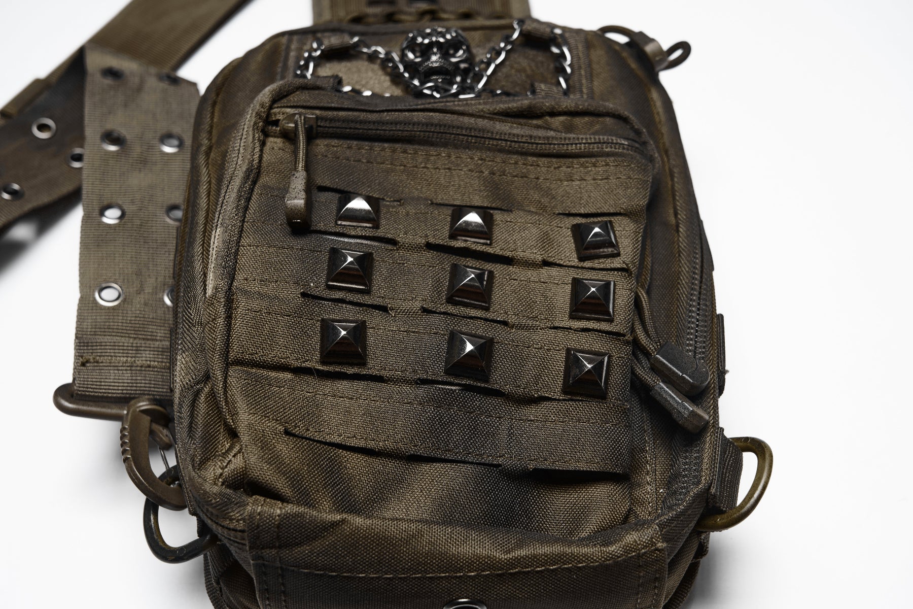 Outlander - Post-Apocalyptic Crossbody Bag in Brown - Image 9