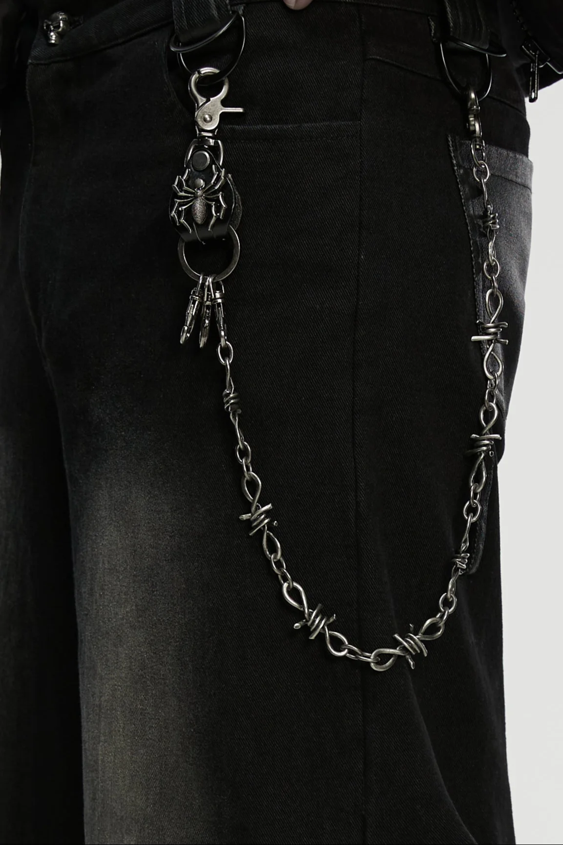 Spiderbite Key Chain - Image 2