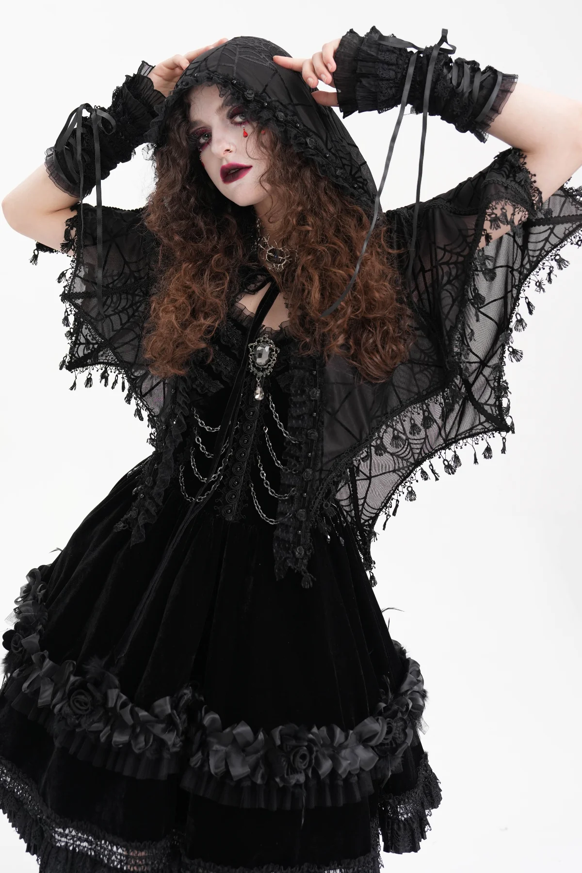 Spiderweb Hooded Capelet with Batwing Hem - Image 4