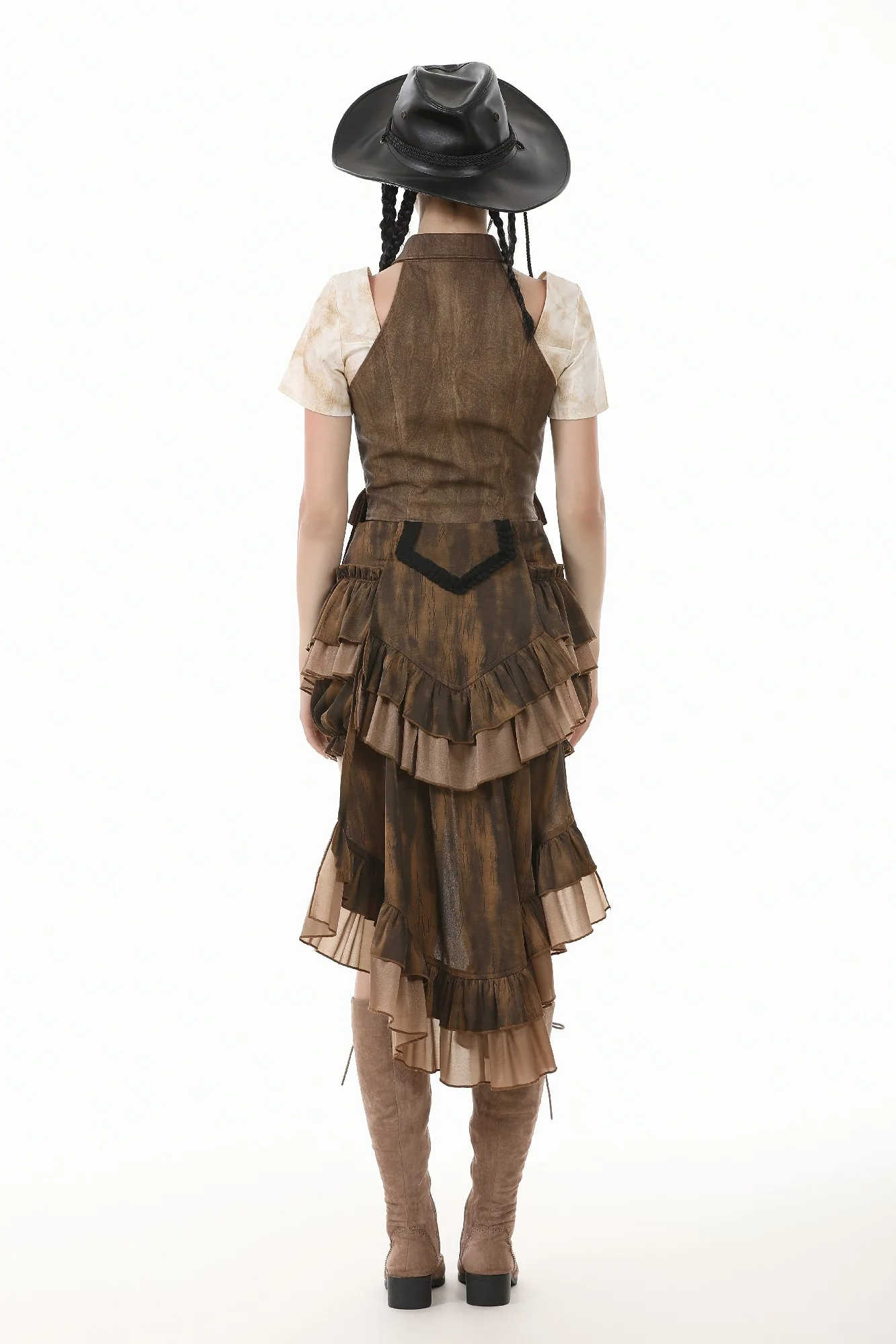 Steamline Tail Skirt - Image 4