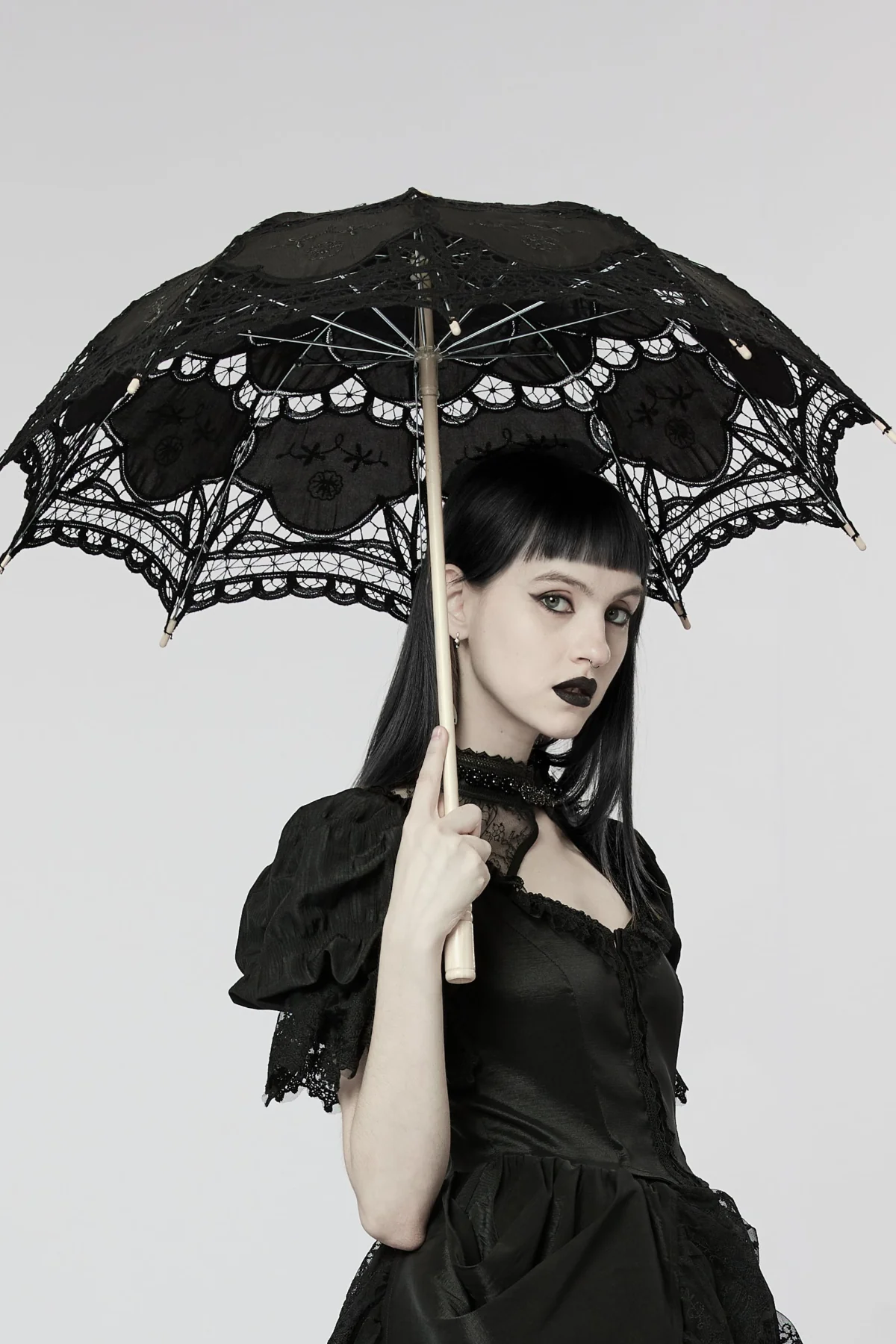 Sunshade of the Black Swan Parasol - Image 3