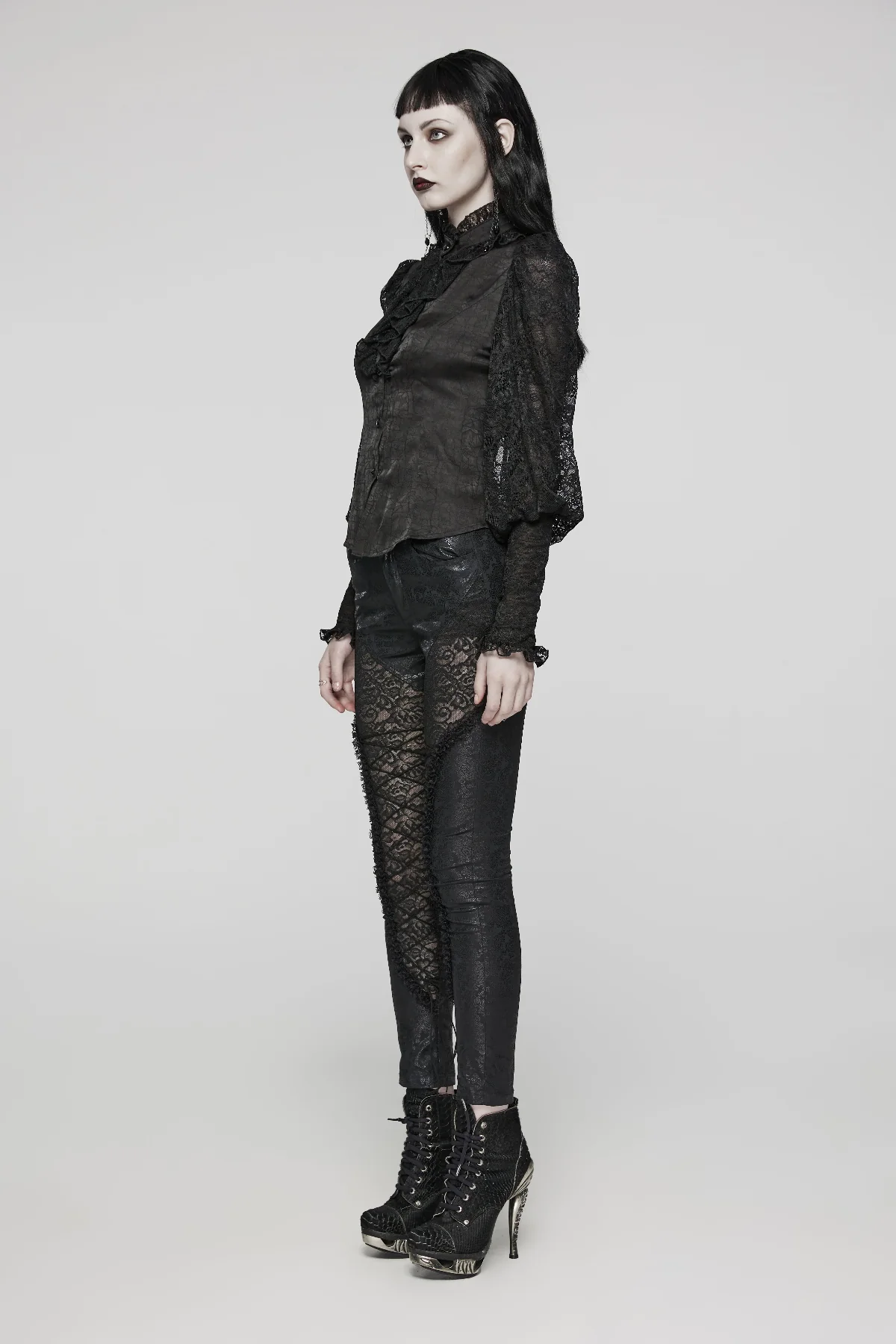 The Lace Court Bodice - Image 3