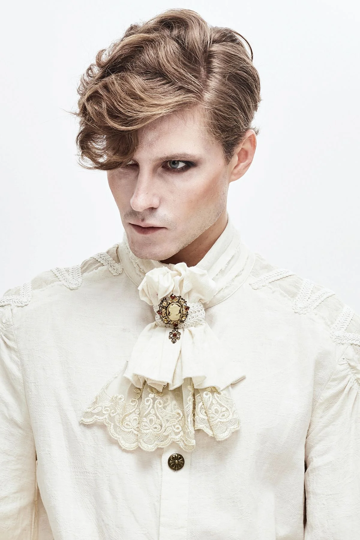 Victorian Lace Cravat