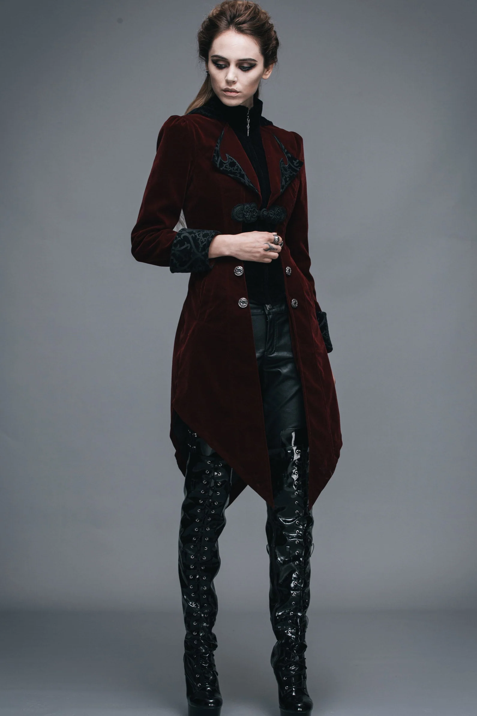 Victorian Lady Tailed Jacket in Red - Image 4