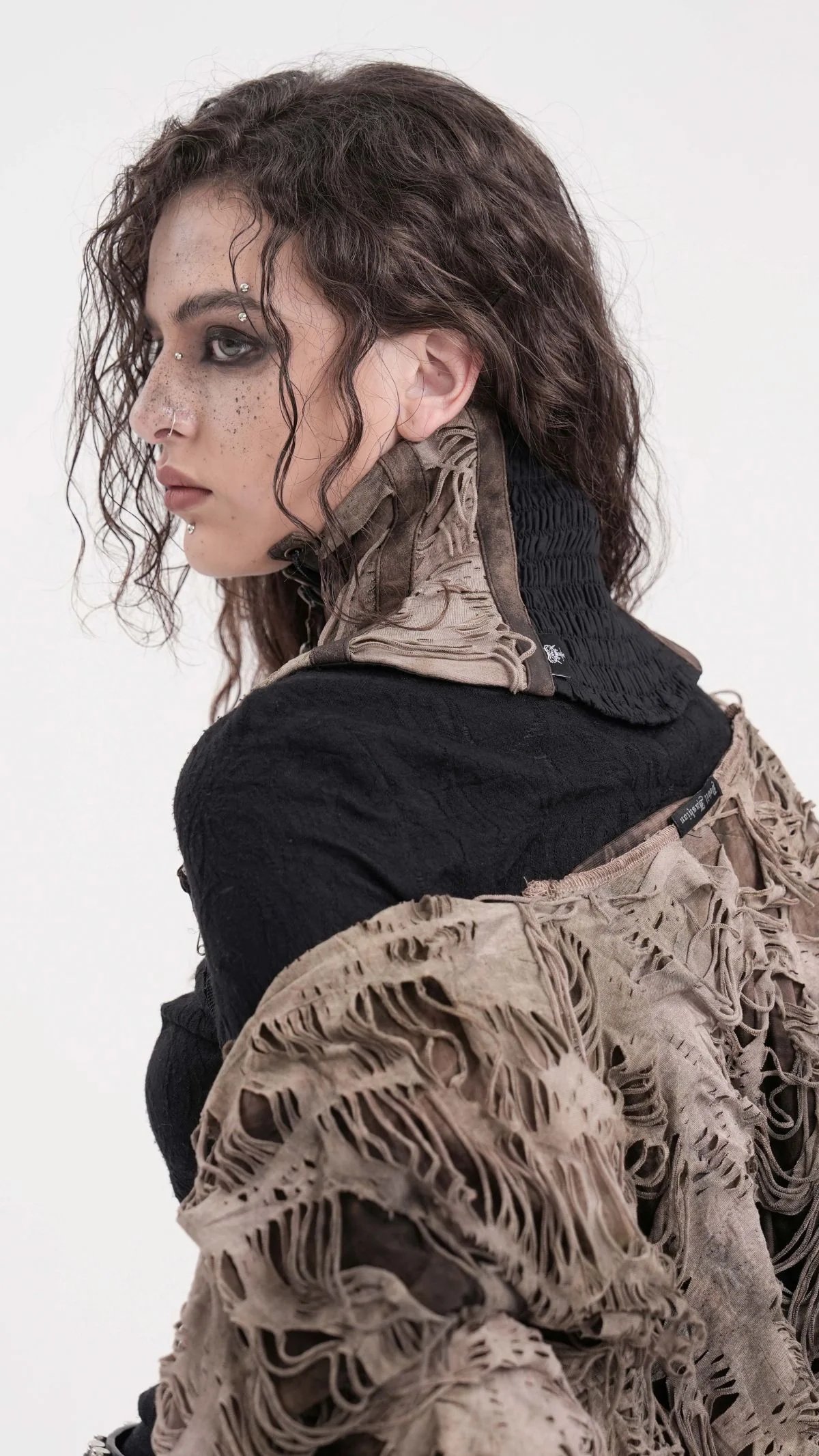 Wasteland Raider Neck Guard - Image 5