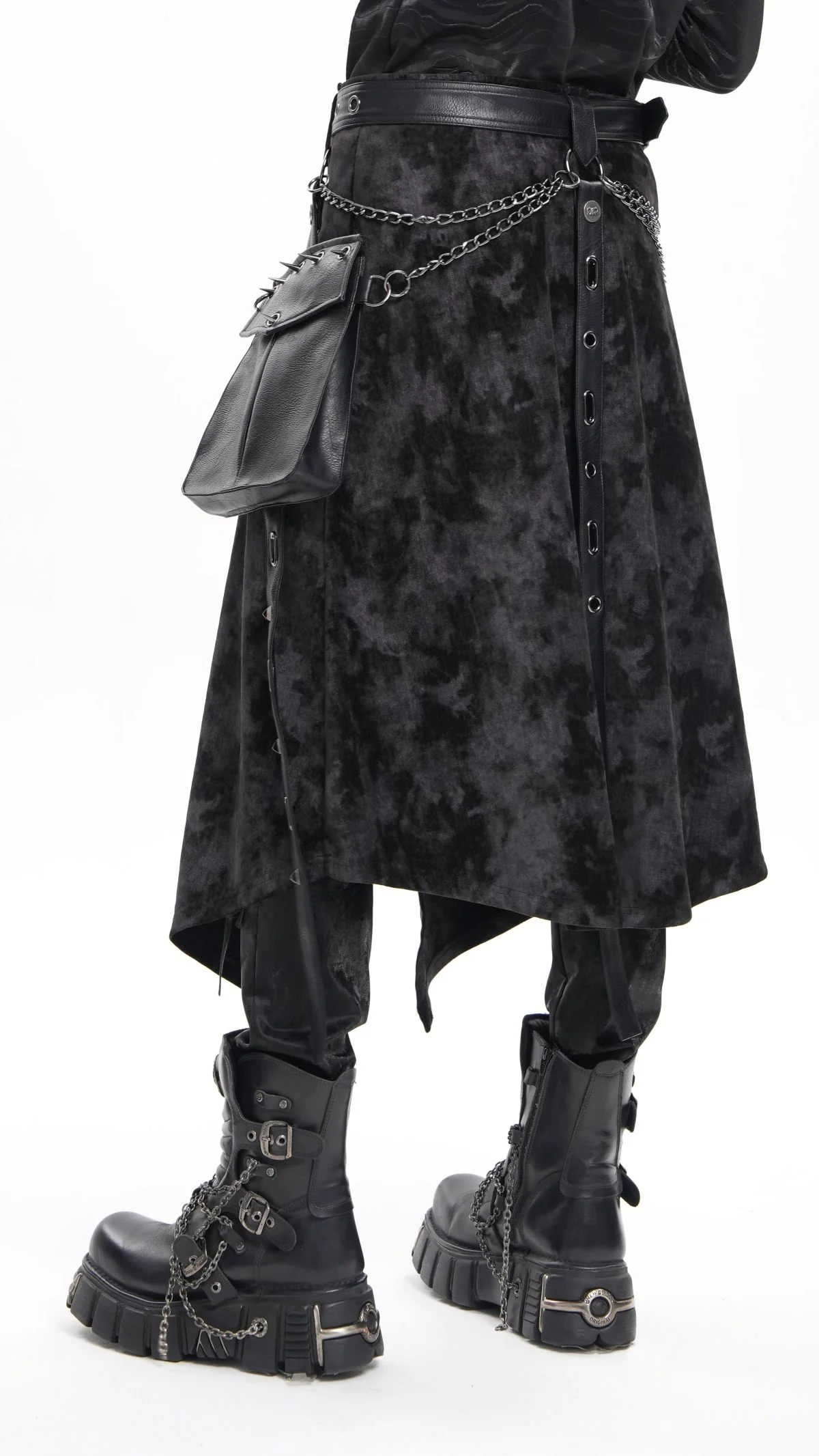Wastelander Chainmail Overskirt - Image 7