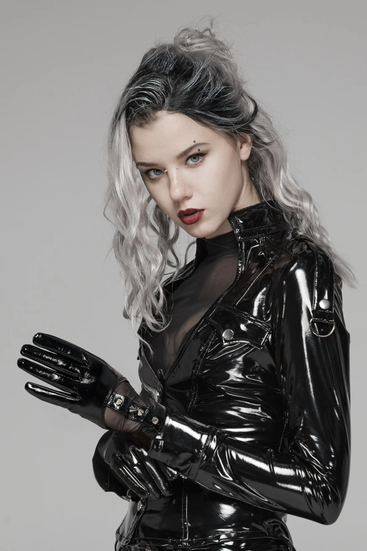 Dominella Leather Look Gloves