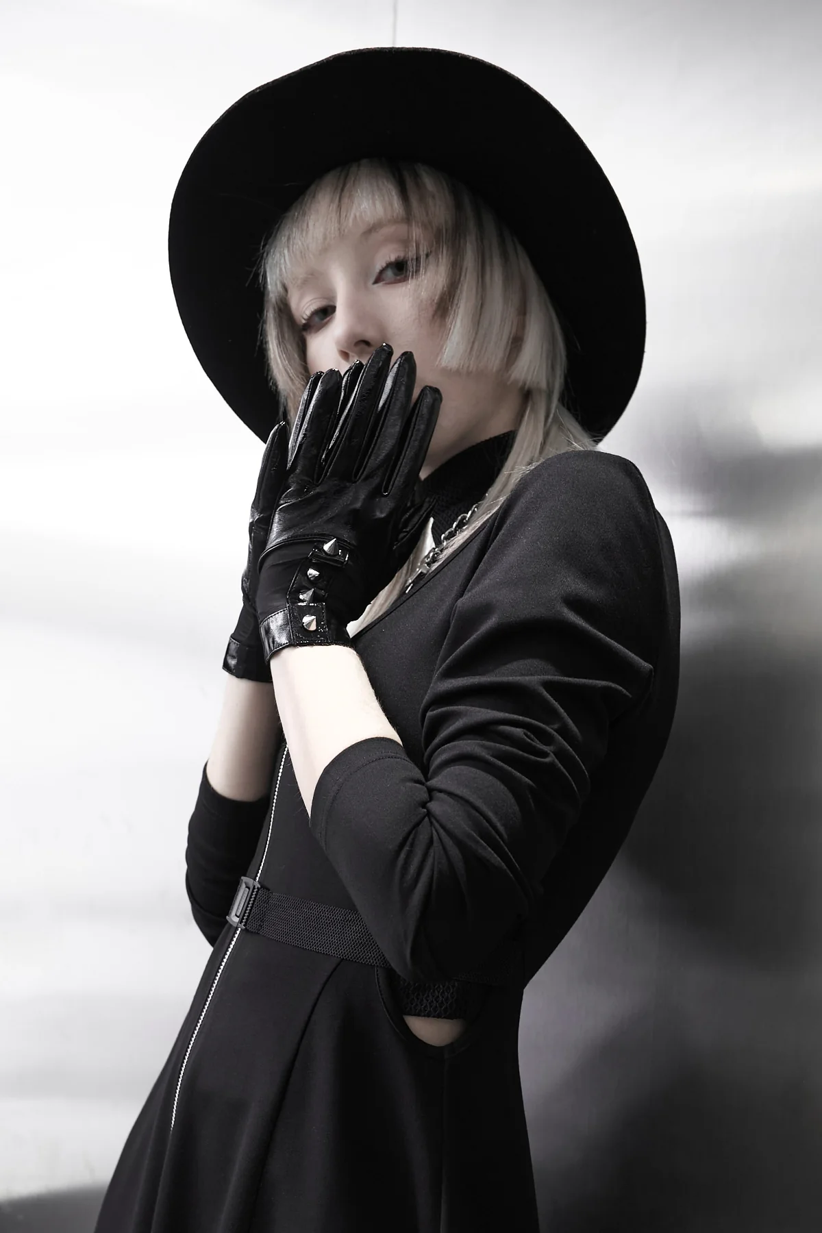 Dominella Leather Look Gloves - Image 4