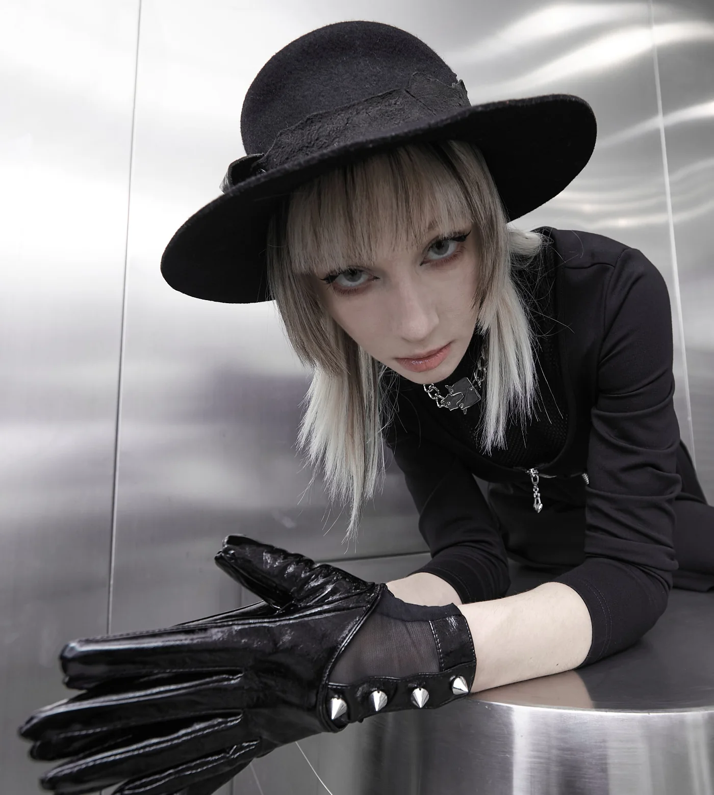 Dominella Leather Look Gloves - Image 6