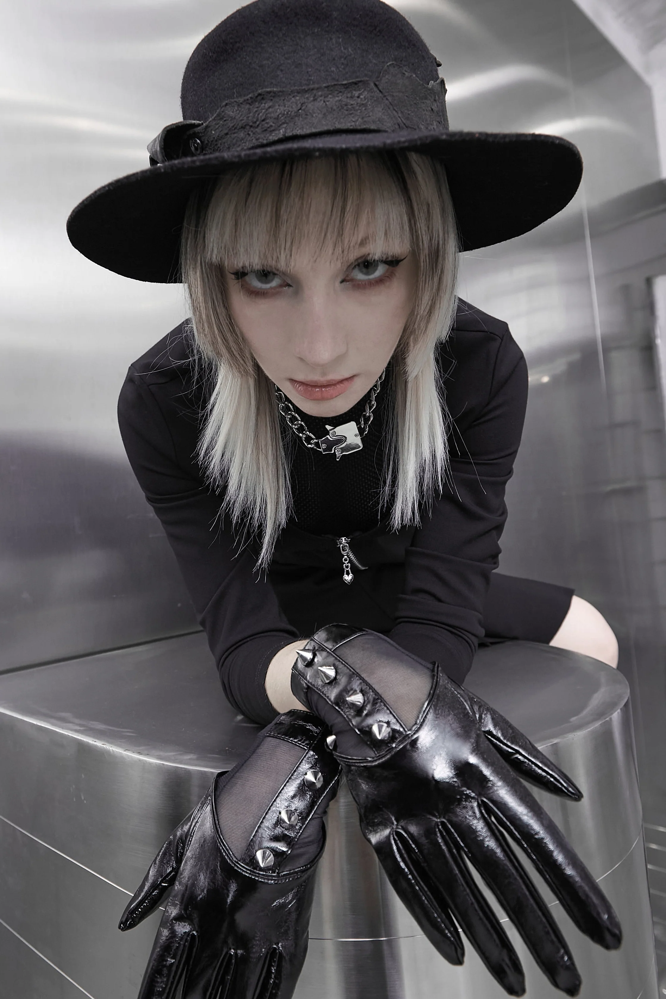 Dominella Leather Look Gloves - Image 7