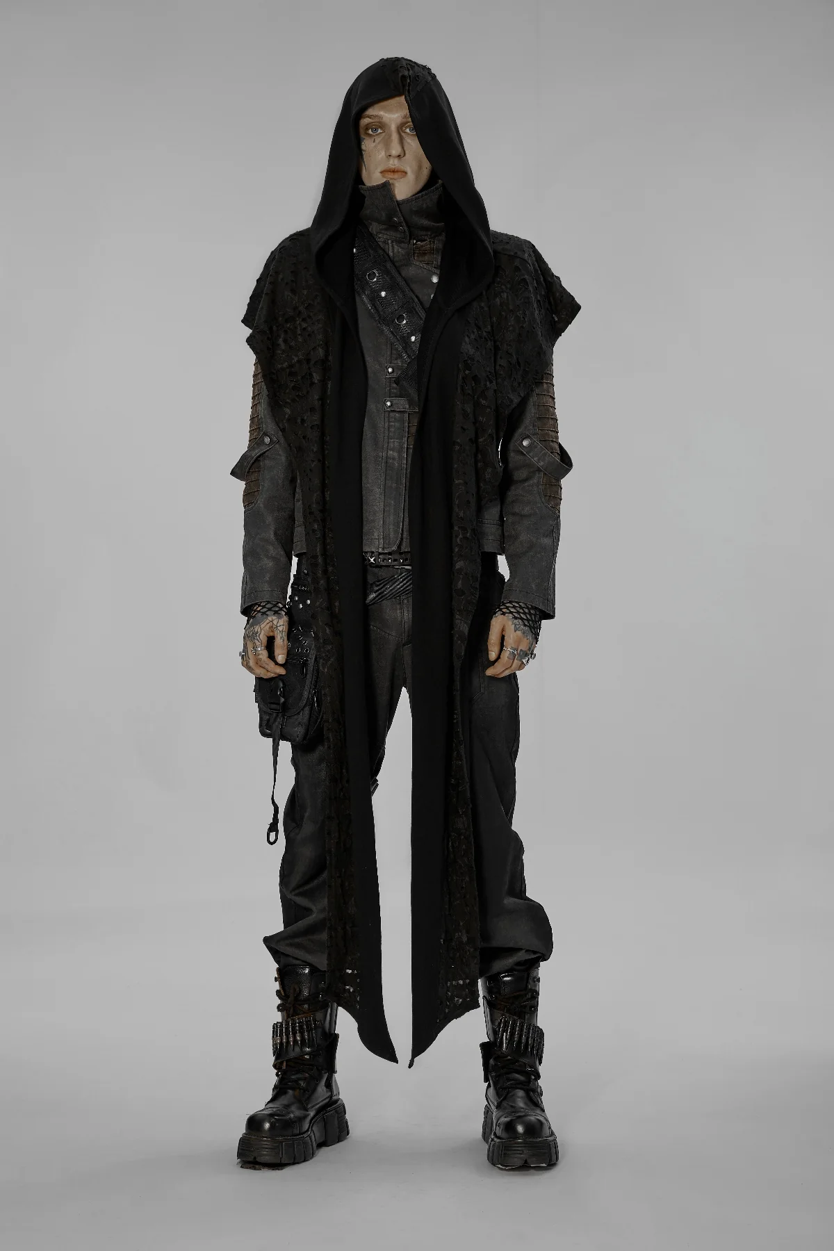 Dark Nomad Hooded Mantle
