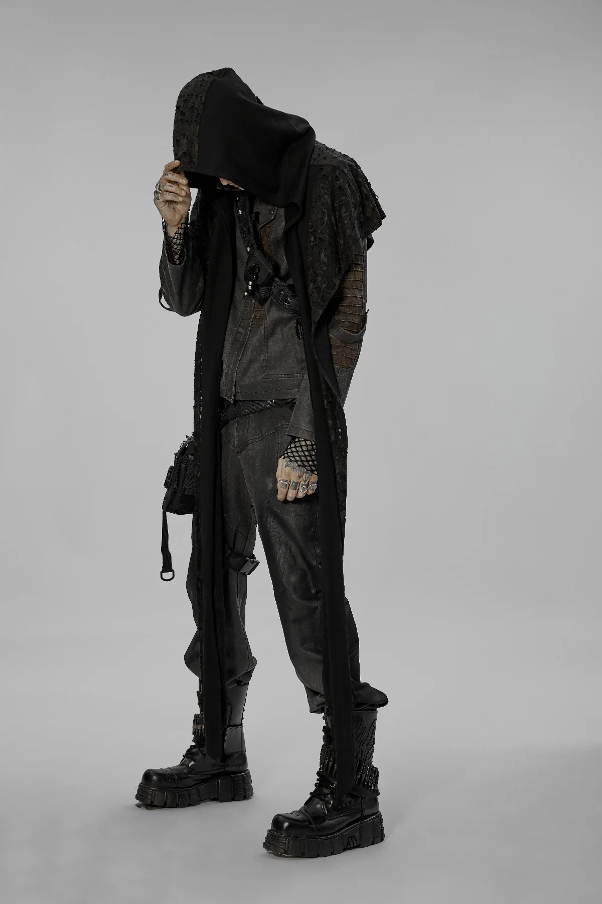 Dark Nomad Hooded Mantle - Image 4