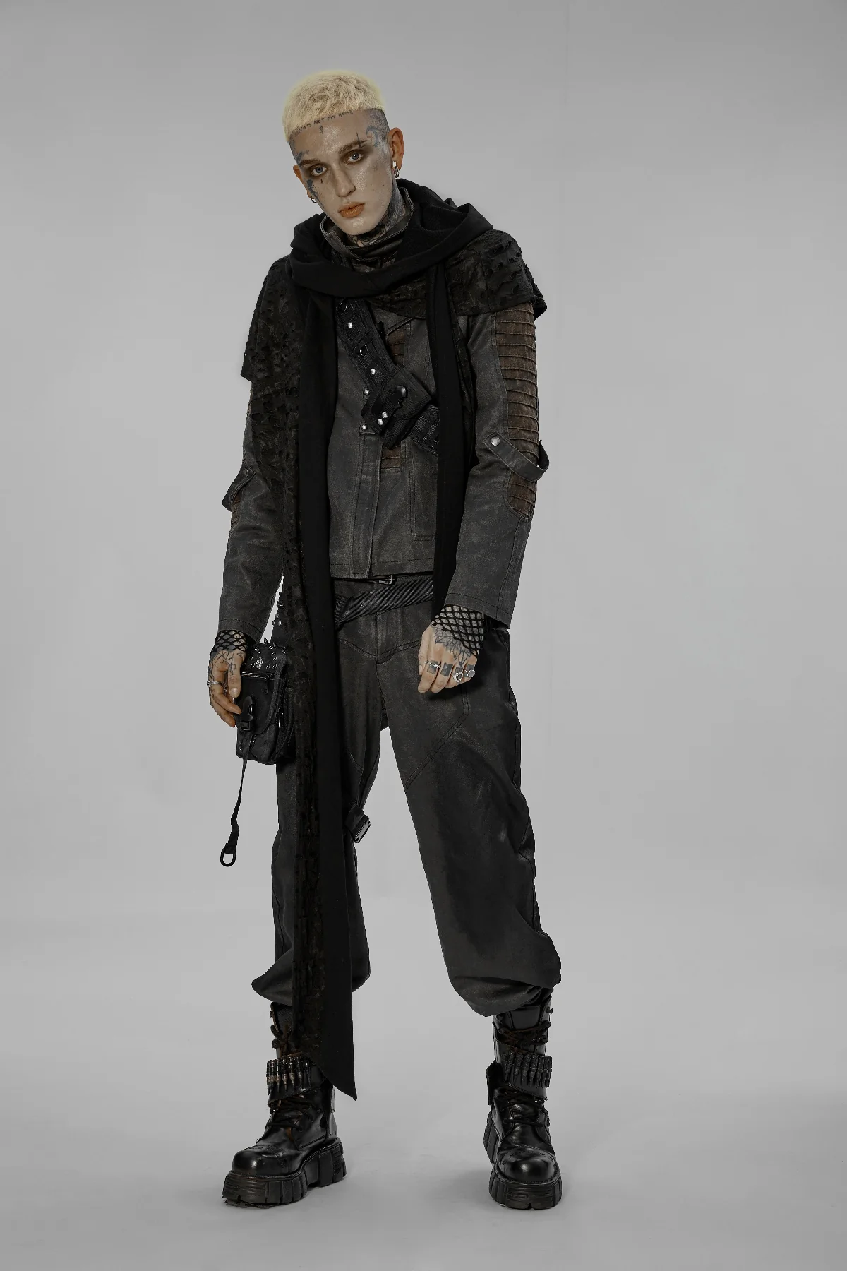 Dark Nomad Hooded Mantle - Image 5