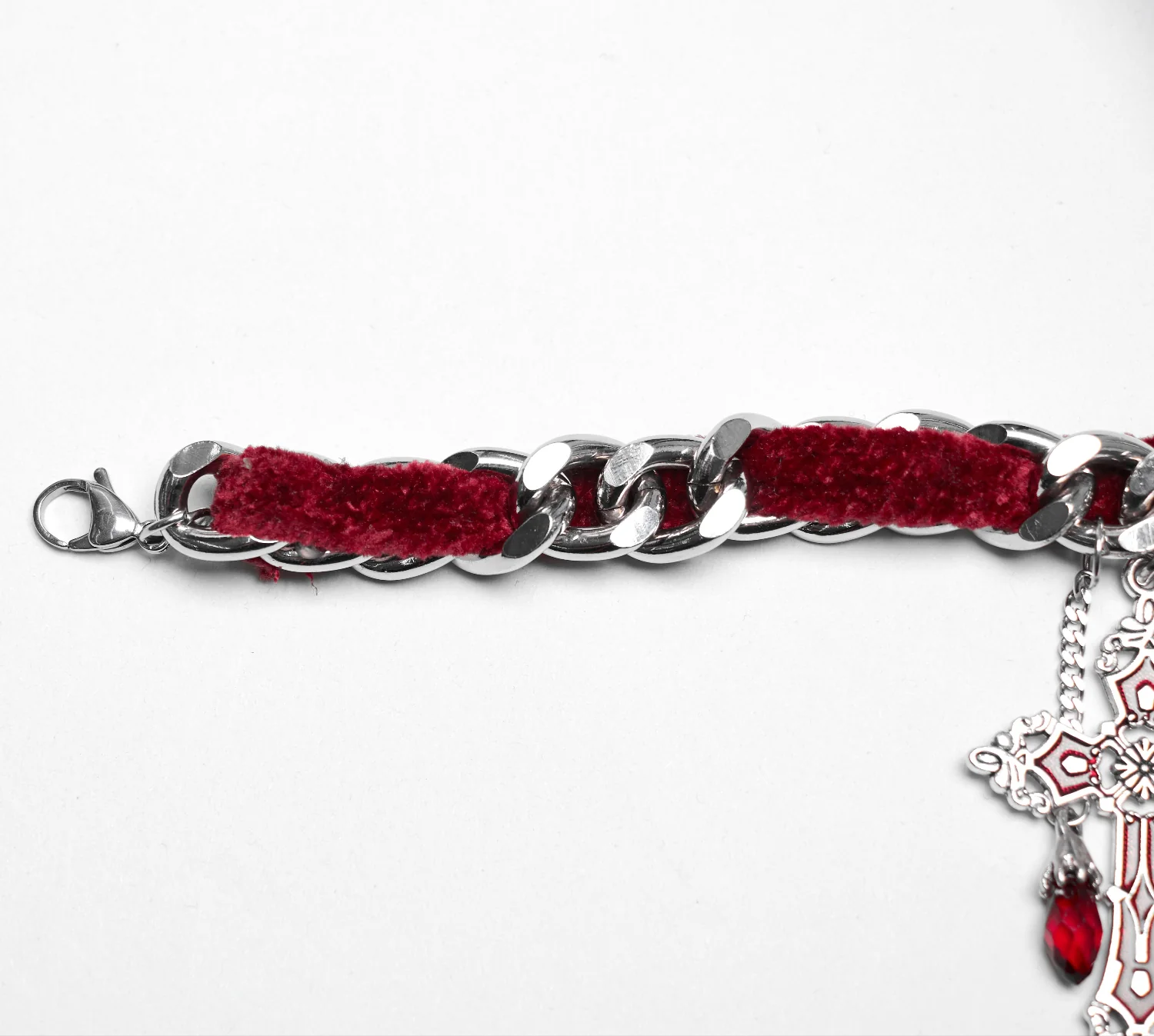 Blood Moon Cross Guardian Choker - Image 5