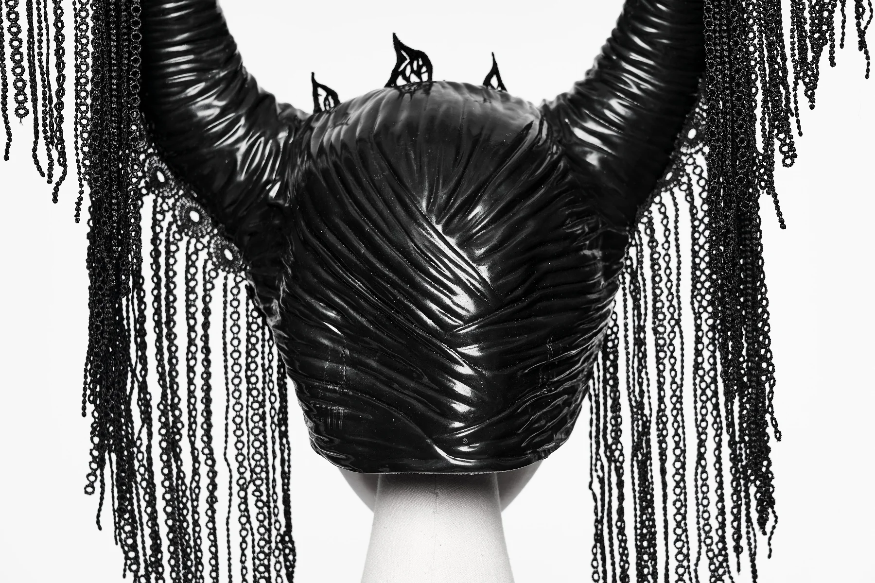 Dark Enchantress Horned Crown - Image 6