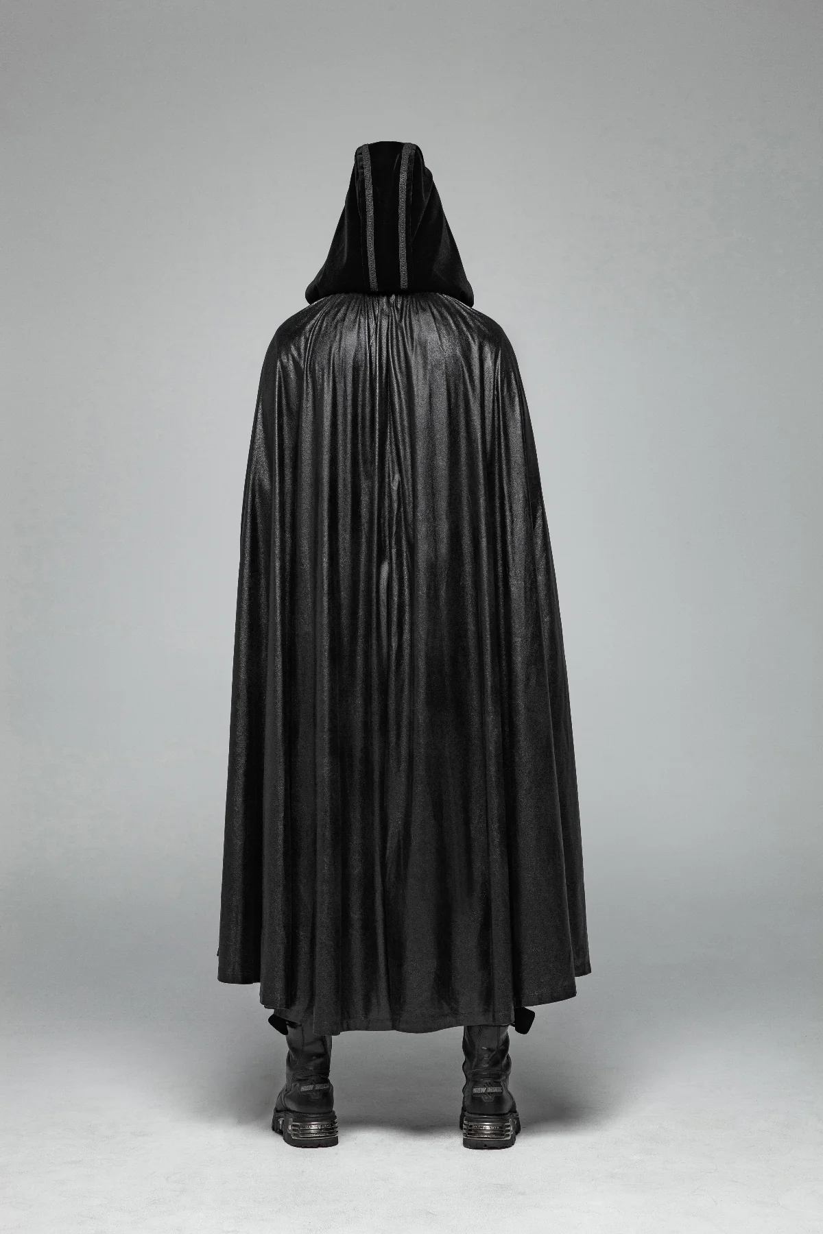 Vampire High Regent Hooded Cloak - Image 4
